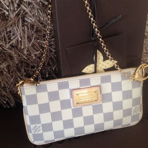mila louis vuitton